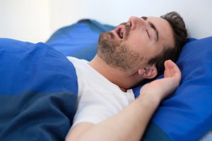 how do night guards help sleep apnea?